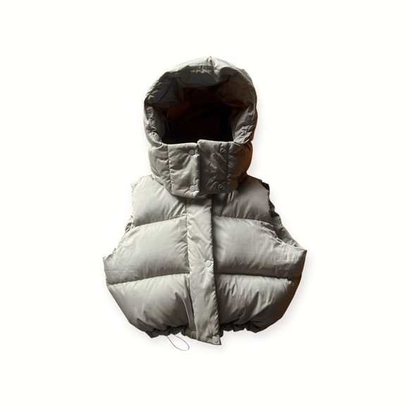 Lululemon Wunder Puff Super-Cropped Vest
Heathered Raw Linen 4 - Picture 5 of 13